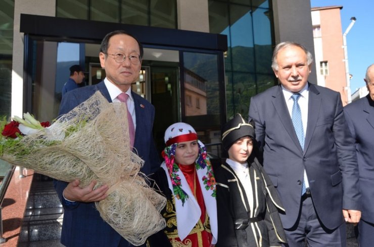 Güney Kore Ankara Büyükelçisi Hong-Ghi Choi Artvin’de
