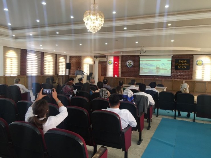 HRÜ’de Uluslararası İslam Dünyası Sağlık Turizmi Konferansı yapıldı