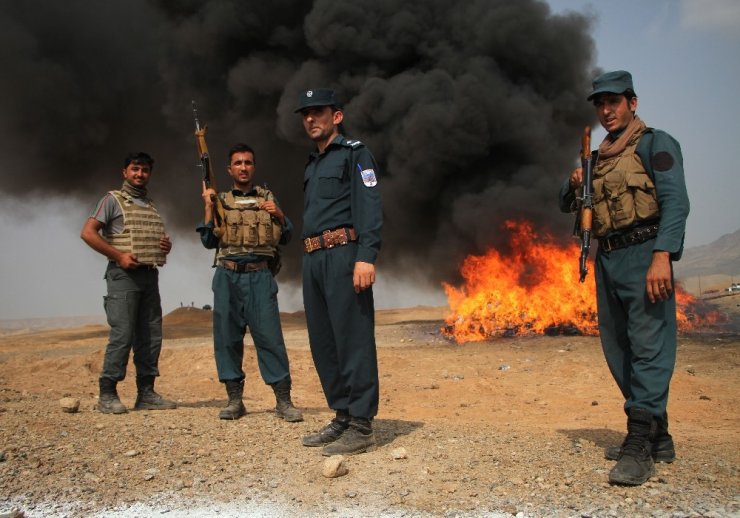 Afganistan’da 19 ton uyuşturucu imha edildi