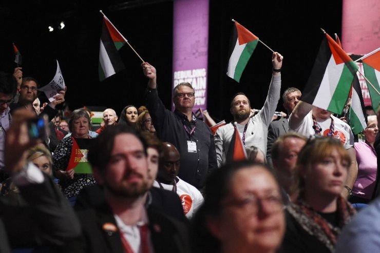 İngiliz İşçi Partisi’nin kongresinde Filistin’e destek çağrısı