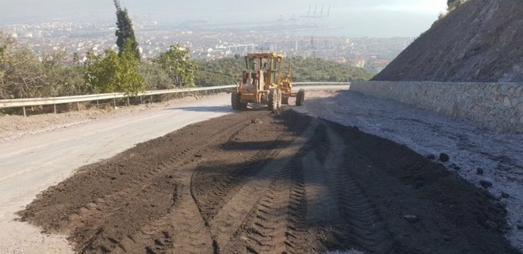 İlimtepe yolunda asfalt hazırlığı devam ediyor