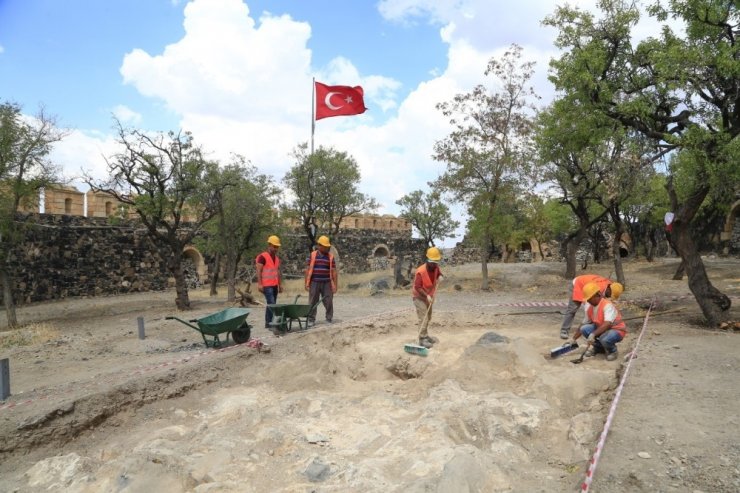 Nevşehir Kalesinde yapılan bilimsel kazı çalışması tamamlandı