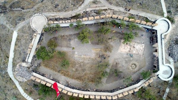 Nevşehir Kalesi'ndeki kazı çalışmaları tamamlandı