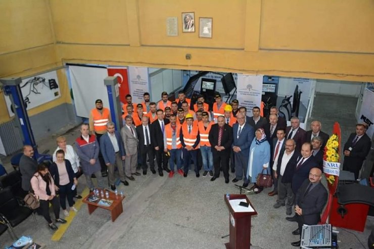 Kırıkkale’de 30 kişiye iş makinesi operatörlük sertifikası verildi