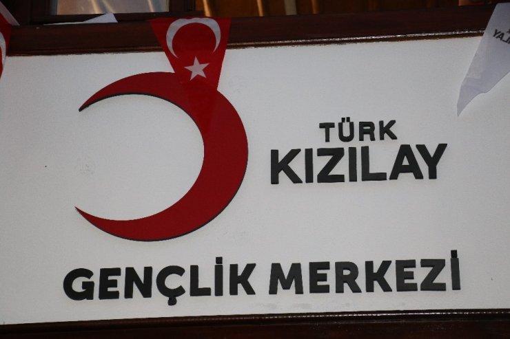 Türk Kızılay’ın ilk gençlik merkezi olan "Ankara Gençlik Merkezi" açıldı