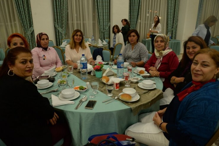 81 ilden gelen kadın muhtarlar Bilecik’te buluştu