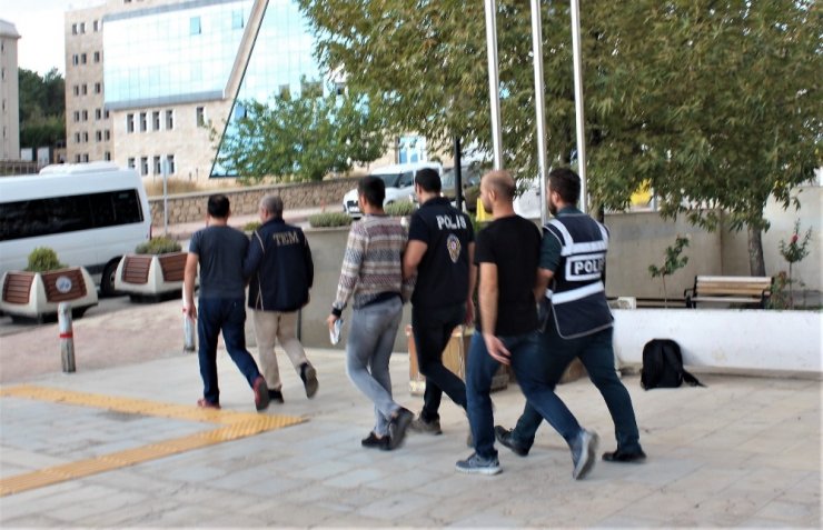 Elazığ’da FETÖ operasyonu: 5 tutuklama