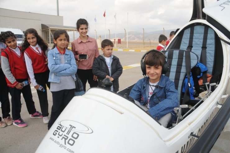 Şırnak’ta geleceğin pilotları Gyrocopter ile tanıştı