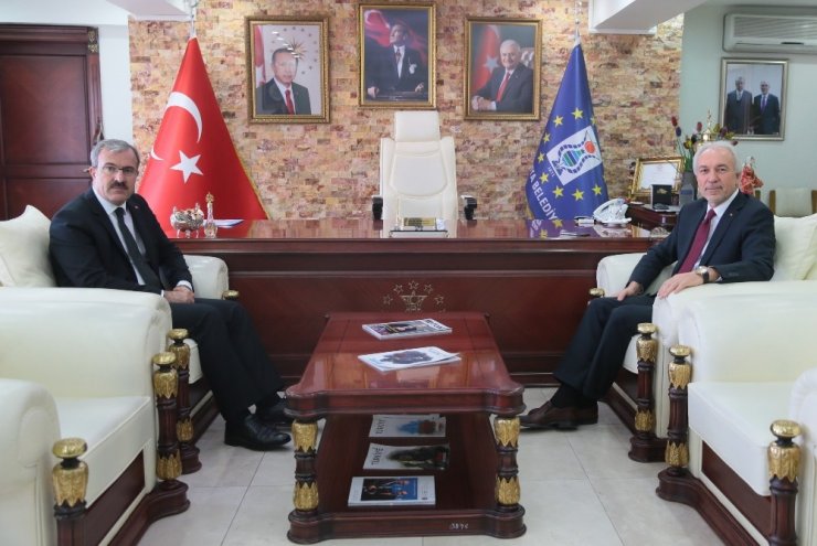 Vali’den Başkan Saraçoğlu’na iade-i ziyaret