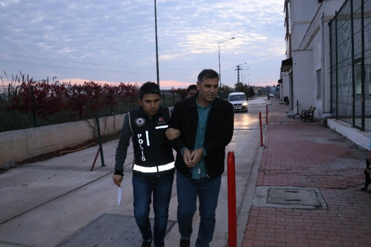 Adana’da eski FETÖ’cü polislere operasyon: 29 gözaltı