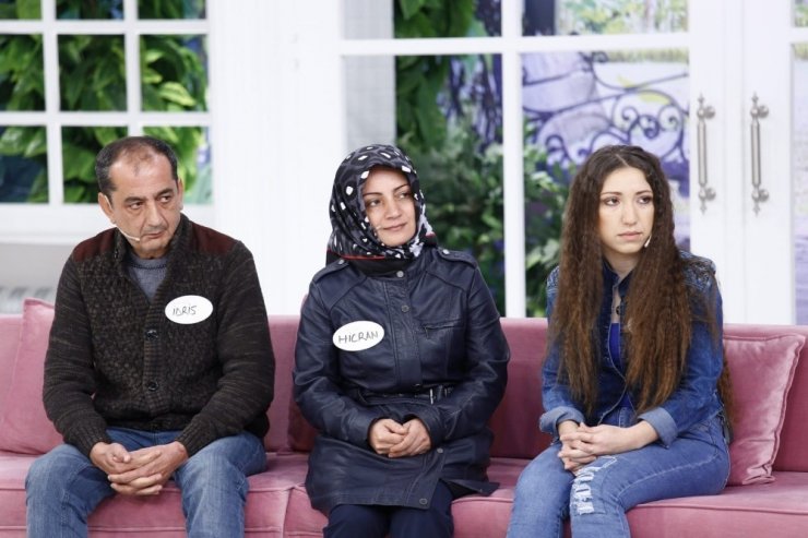 Kendi öz çocuklarını evlatlık almak zorunda kaldılar