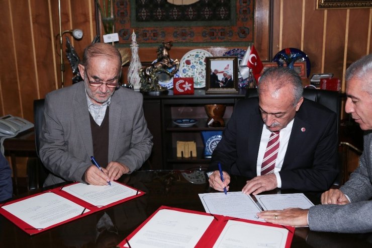Atatürk Üniversitesi, sanat üzerine protokol imzaladı