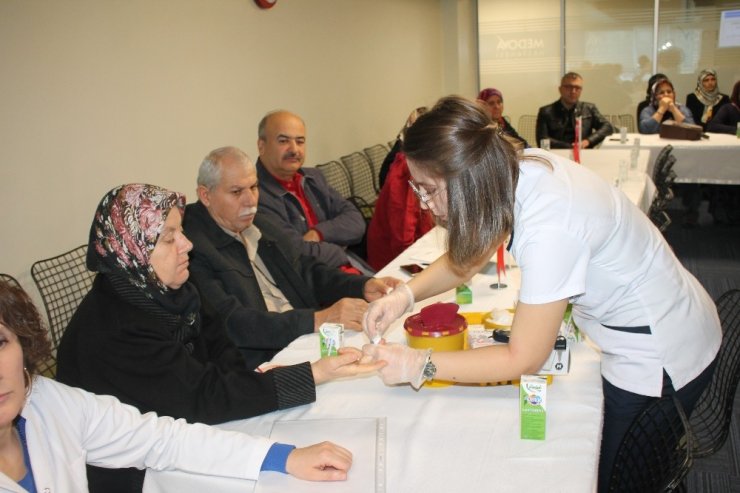 Medova Hastanesinde diyabet etkinliği