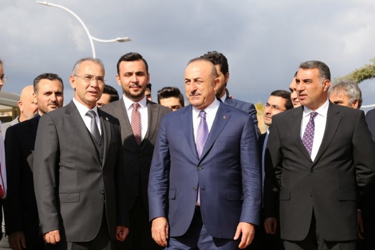 Dışişleri Bakanı Mevlüt Çavuşoğlu:” Bizler Türk dış politikamız için elimizden gelen her şeyi yapıyoruz”