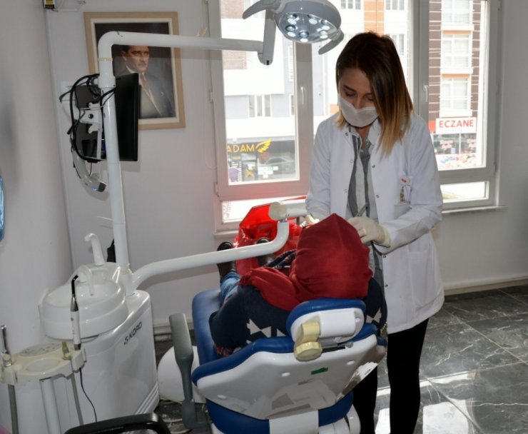 İl Sağlık Müdürü Bilge’den yeni açılan Ağız ve Diş Sağlığı polikliniklerine ziyaret