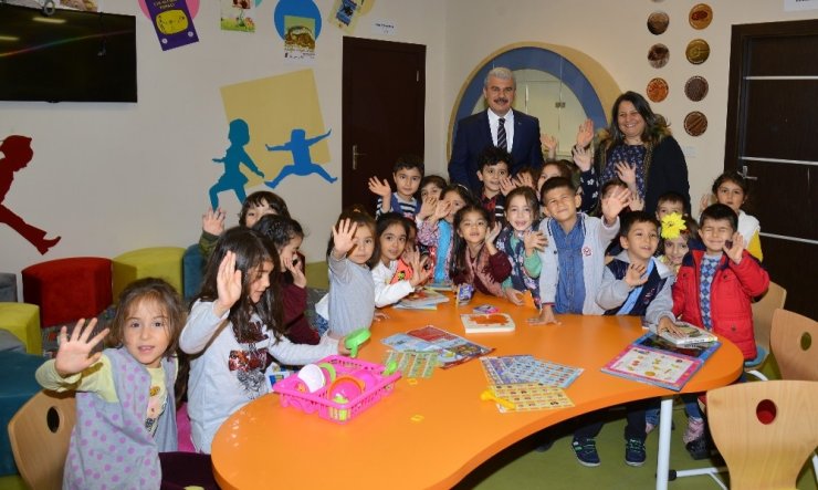 Vali Akın: "Kırşehir, sınav başarısı kadar eğitimde de öncü"
