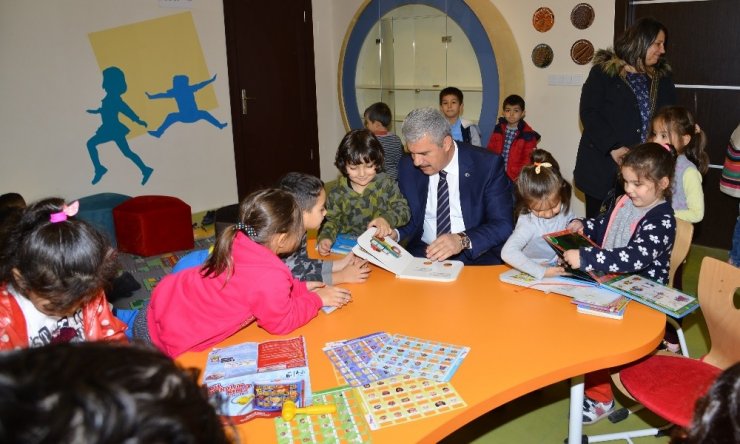 Vali Akın: "Kırşehir, sınav başarısı kadar eğitimde de öncü"