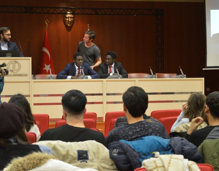 Anadolu Üniversitesi öğrencileri Hult Prize’a hazırlanıyor