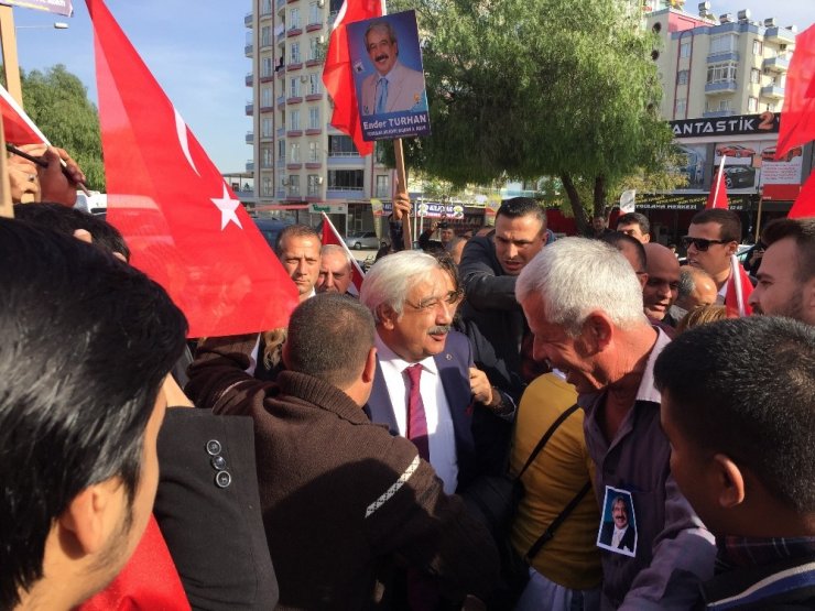 AK Parti Mersin’de temayül yoklaması yaptı