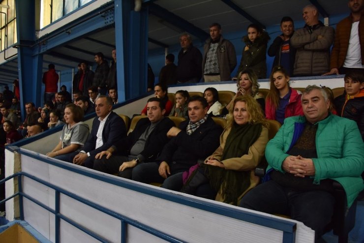 İdman Yurdu Spor, Maliye Okulları’nı 3-0 mağlup etti