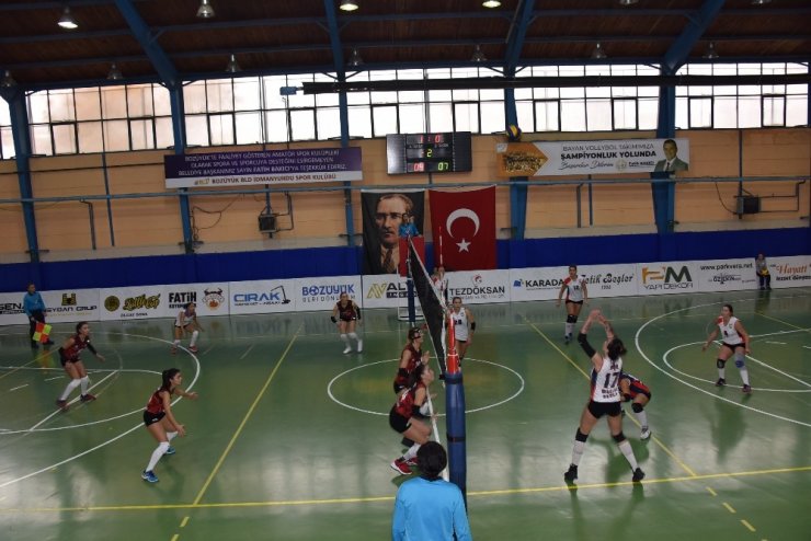 İdman Yurdu Spor, Maliye Okulları’nı 3-0 mağlup etti