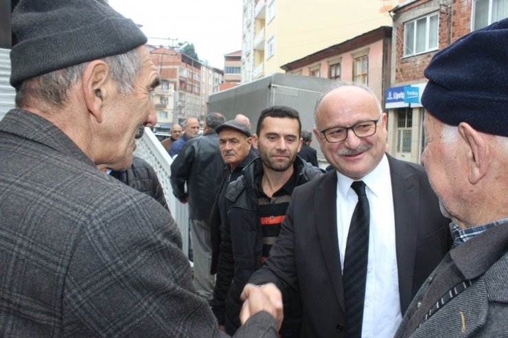 AK Parti’den Keşap Belediye Başkan aday adayı Mustafa Kemal Kurt sahaya indi