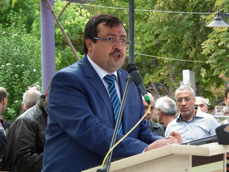 Ali Bakan seçim çalışmalarını Ankara’da sürdürüyor