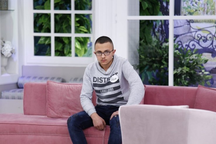 18 yıl önce evlatlık verildi, Esra Erol’da 24 saat içinde bulundu