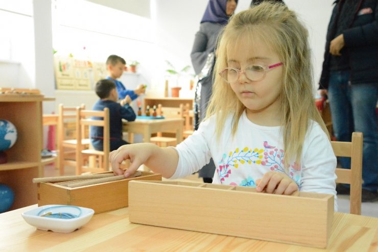 Montessori eğitimi için atölyeler açıldı.