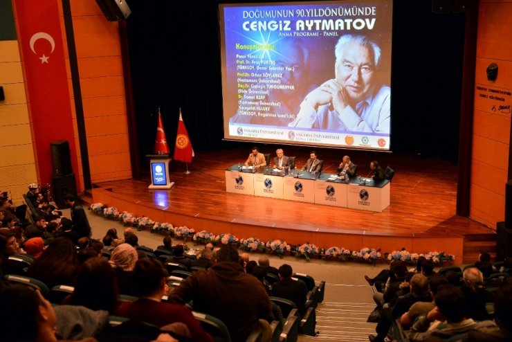Yazar Cengiz Aytmatov SAÜ’de anıldı
