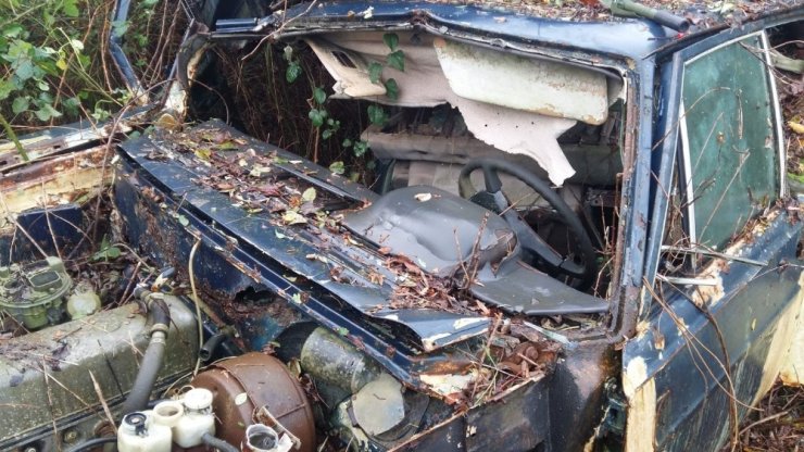 Kartal Tibet’in ünlü otomobili bulundu