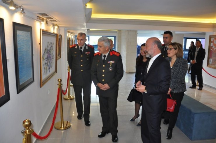 Kıbrıs Güvenlik Kuvvetleri Komutanı Tuğgeneral Algan’ten sergi ziyareti