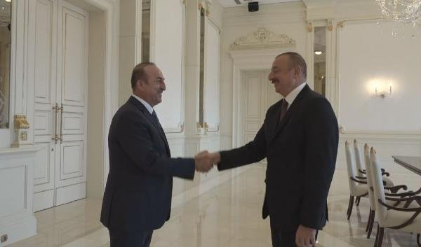 Aliyev, Çavuşoğlu'nu kabul etti