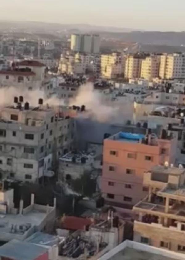 İsrail, Filistin’de bir evi bombaladı