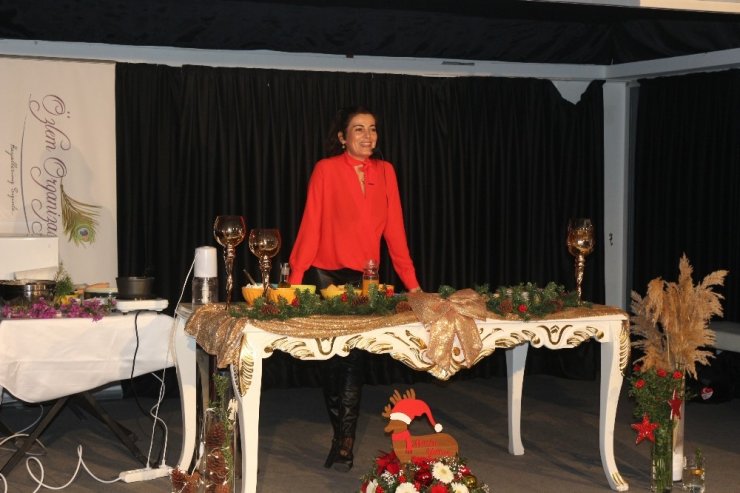 Milli Takım Beslenme Sorumlusu Omurcalı, Marmaris’te sahnede yemek yaptı