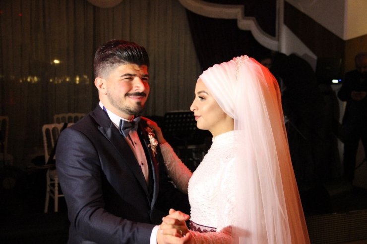 İşadamı Salih Karahan’ın oğlu Vedat Karahan dünya evine girdi