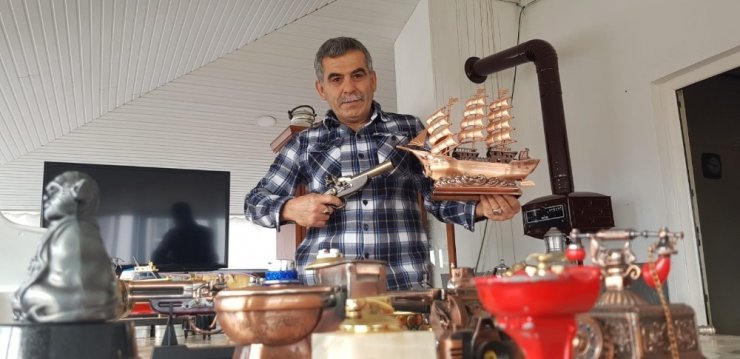 55 yaşındaki Ramazan Güneşdoğdu’un çakmak koleksiyonu görenleri şaşırtıyor