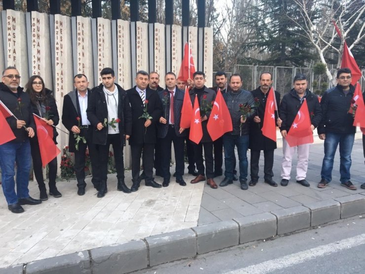 Türk Metal Sendikası Şehit Komandolar Durağını ziyaret etti