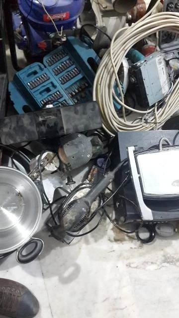 Musluk bataryası ve elektrik kablosu hırsızları yakalandı