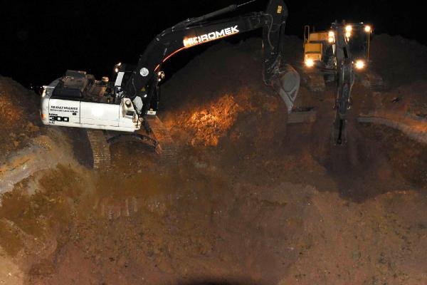 Kırıkkale'de yol çalışmasında kanalizasyon hattı çöktü
