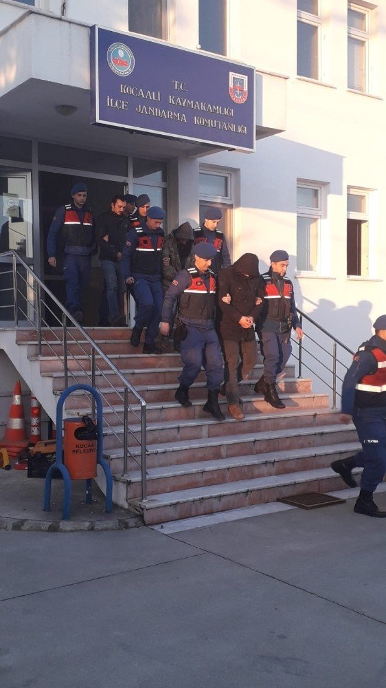 Sakarya’nın kuzey ilçelerinde uyuşturucu operasyonu: 3 tutuklama