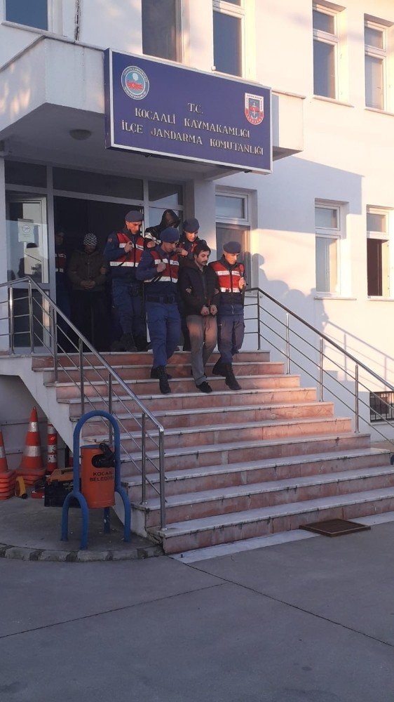 Sakarya’nın kuzey ilçelerinde uyuşturucu operasyonu: 3 tutuklama