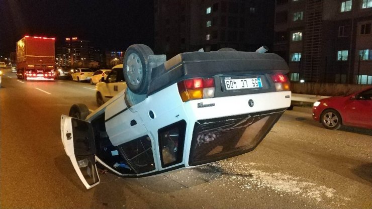Samsun’da takla atan otomobilin sürücüsü ölümden döndü