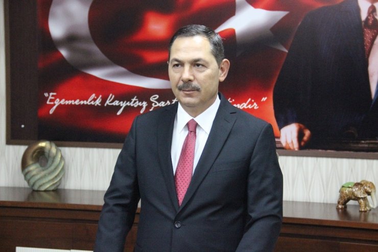 AK Parti’li belediye başkanı aday gösterilmeyince partisinden istifa etti