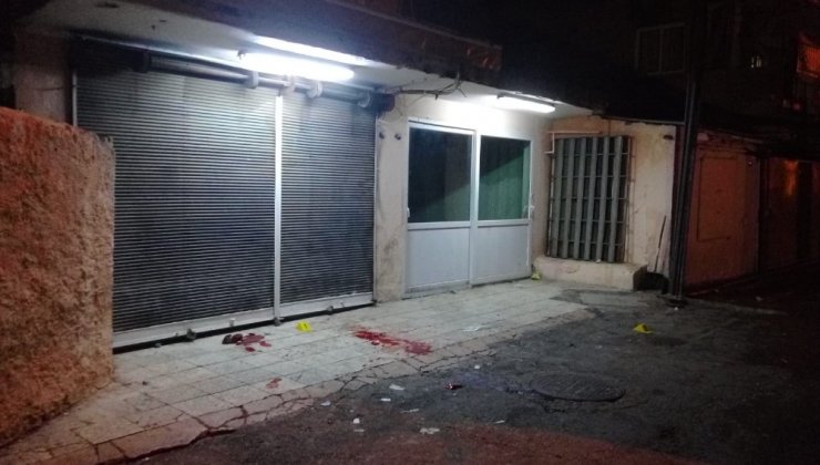 İzmir’de sokak ortasında kadın cinayeti