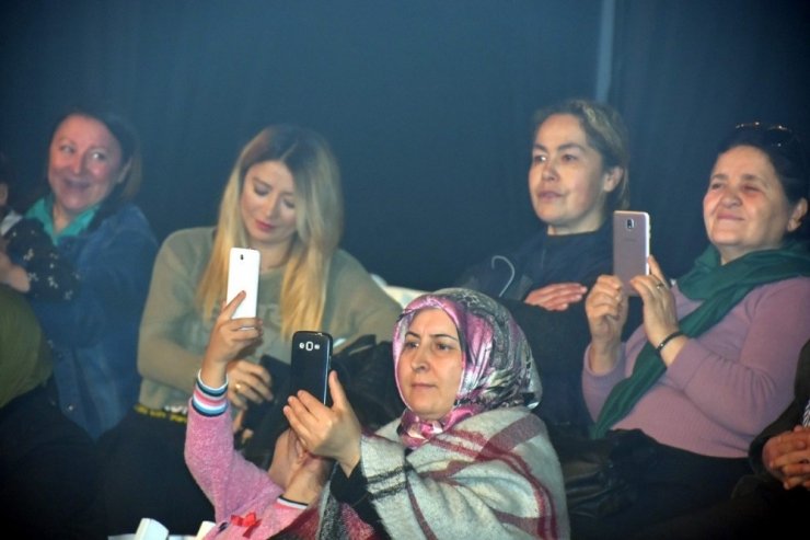 Serkan Yıldız, Aliağa’da mest etti