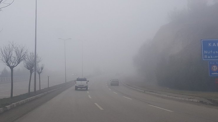Karabük’te yoğun sis etkili oldu