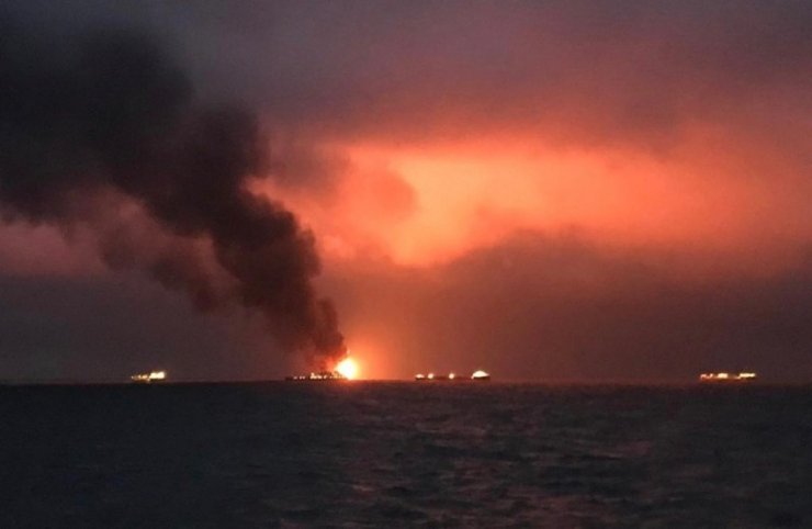 Rusya’dan açıklama: "Gemilerde patlama riski devam ediyor"
