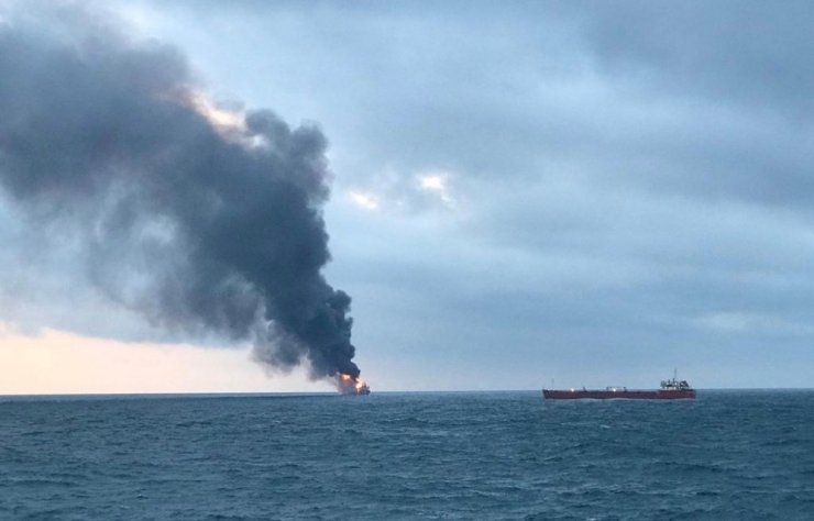 Rusya’dan açıklama: "Gemilerde patlama riski devam ediyor"