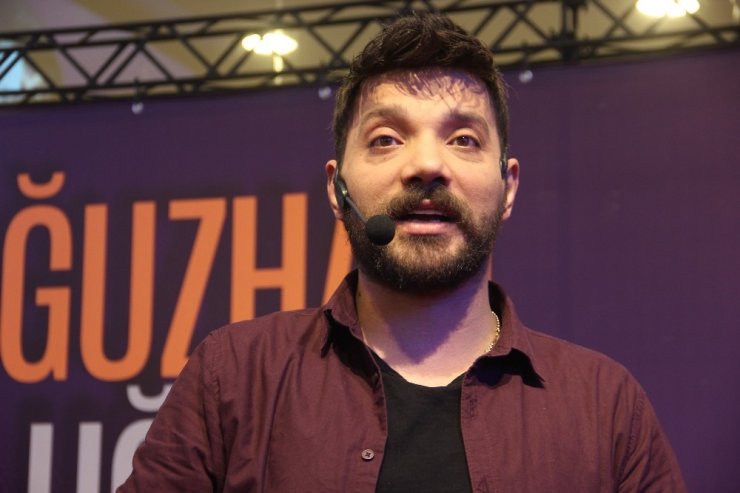 Oğuzhan Uğur: "İdolüm Barış Manço"